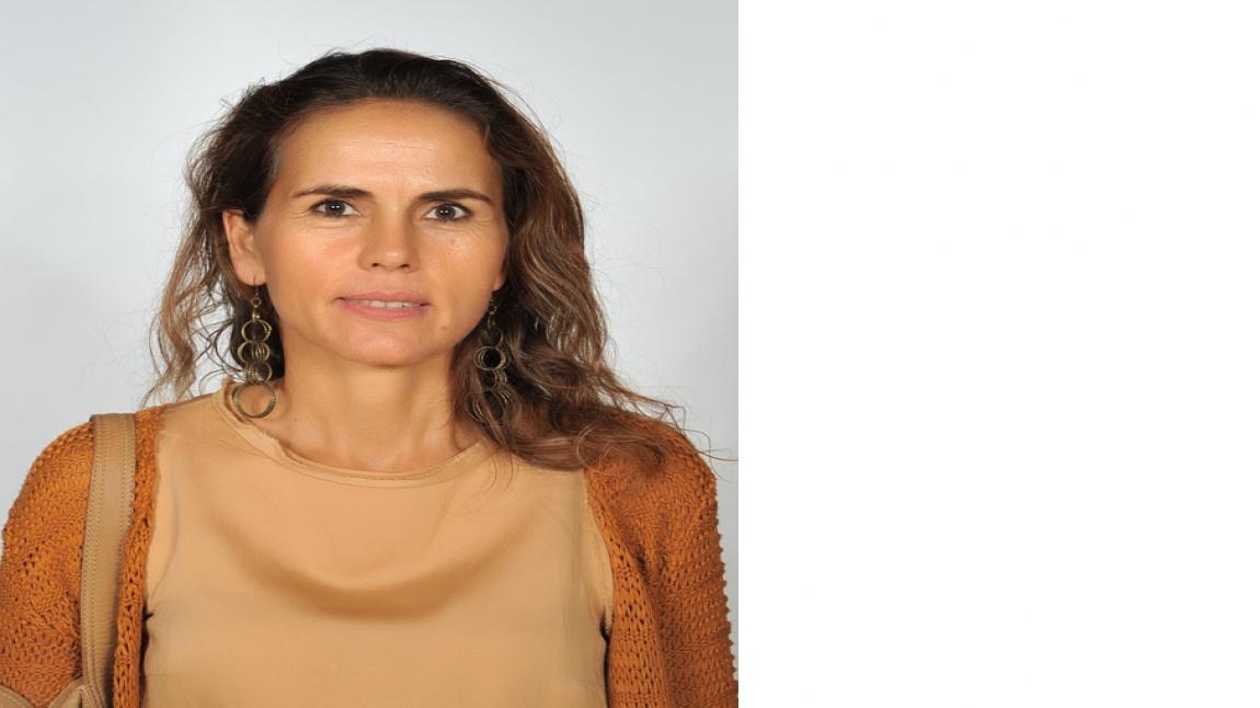 Funda ERİN - Türk Dili ve Edebiyatı Öğretmeni